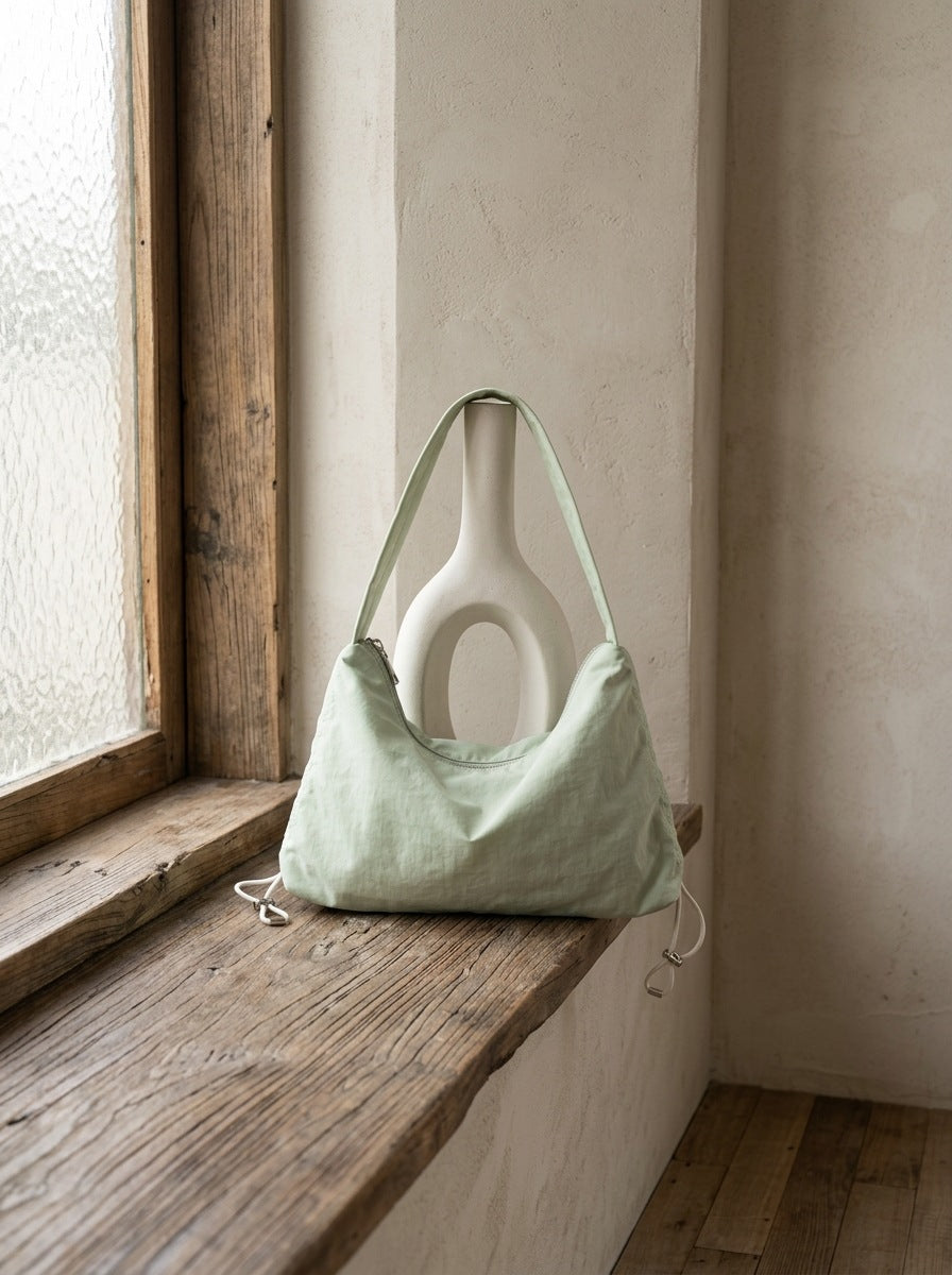 Casual Solid Color Nylon Shoulder Bag 6W10BBG1362