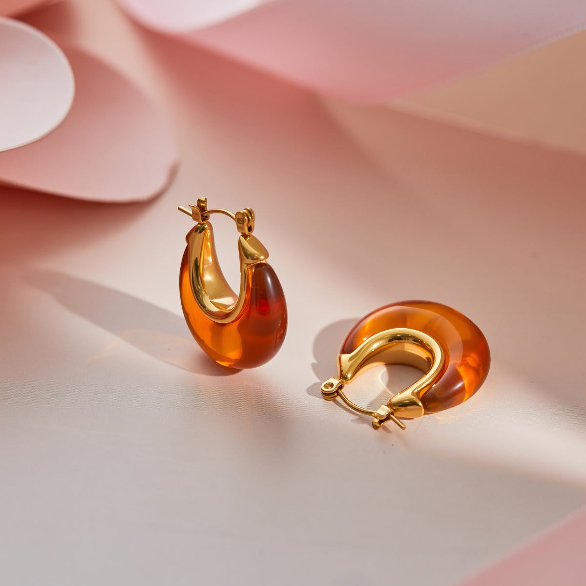 Retro Gold Plated Resin Hoop E - DippedShop Wholesale - #0483