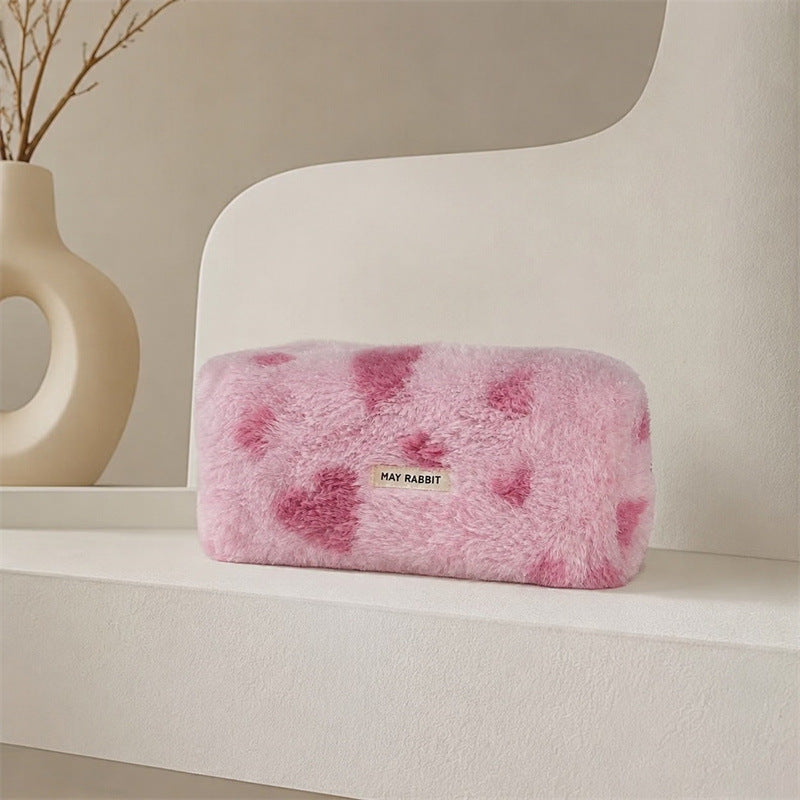 Vintage Heart Pattern Plush Cosmetic Bag 6C5CO278