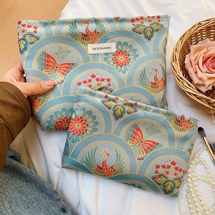 Elegant Butterfly Jacquard Portable Makeup Bag MK2BW6W10BOB390