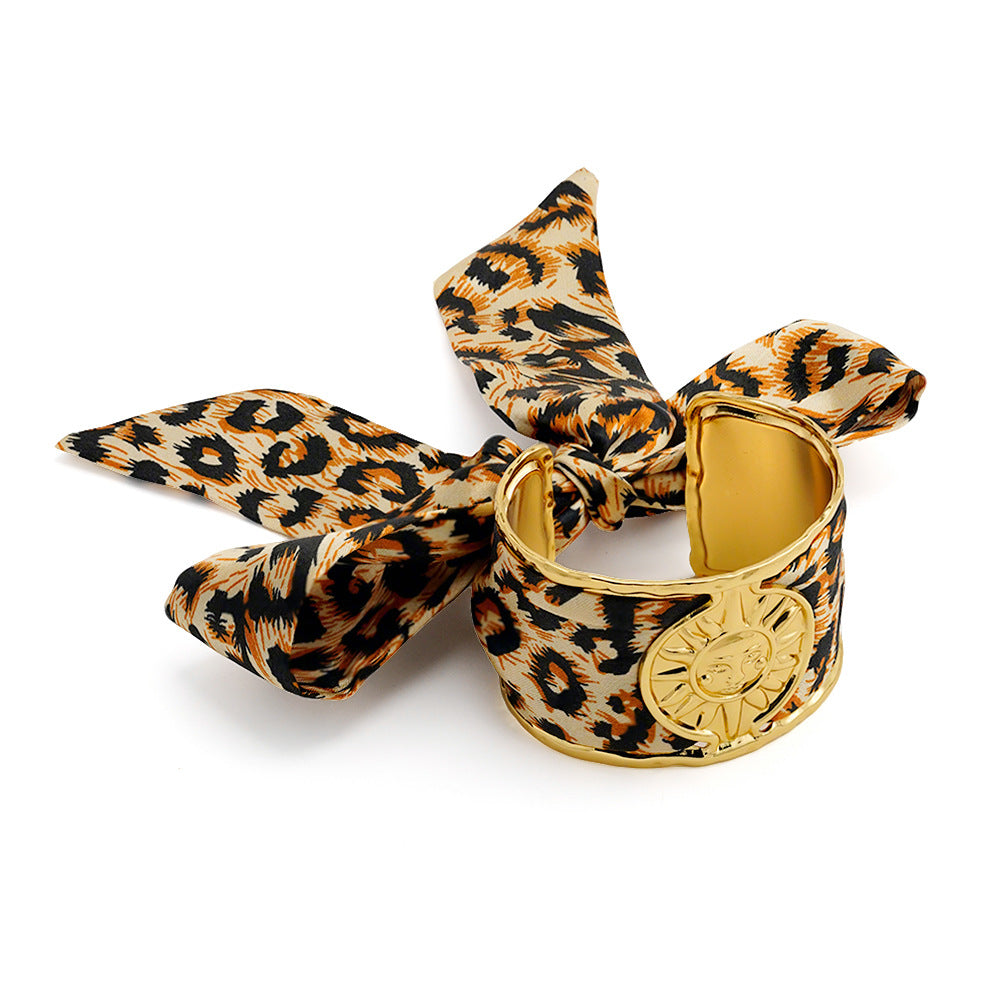 Vintage Hollow Out Bracelet - DippedShop Wholesale - #2019