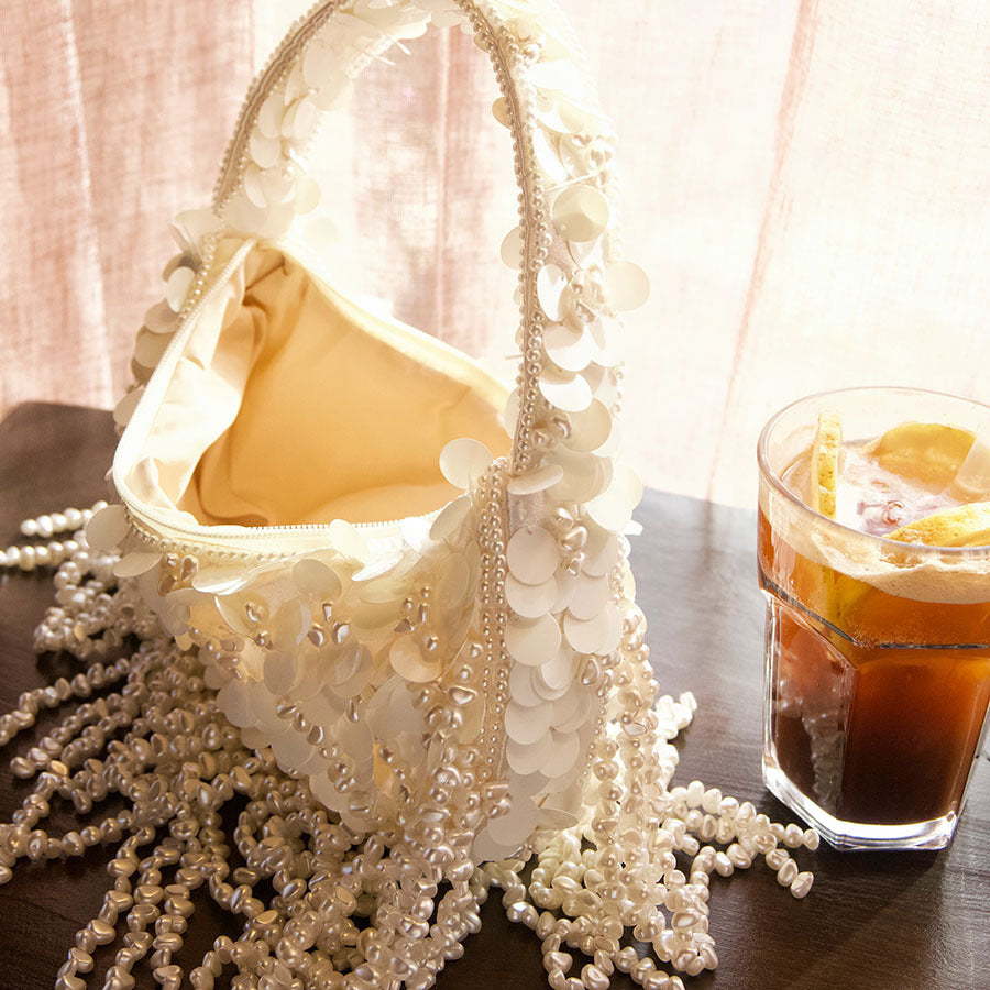 Minimalist Shell Beaded Tassel Evening Handbag 8BW6BBG418