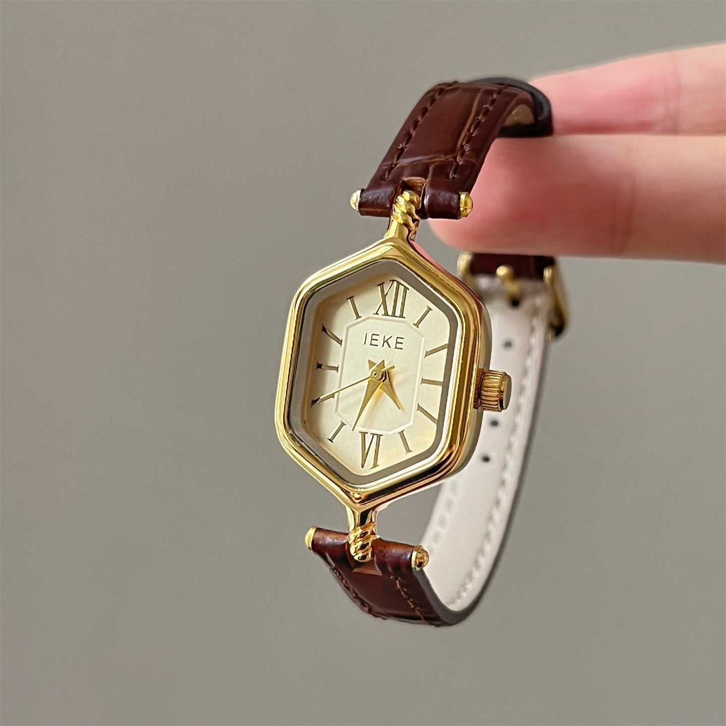 Vintage Leather Strap Watch - DippedShop Wholesale - #9875