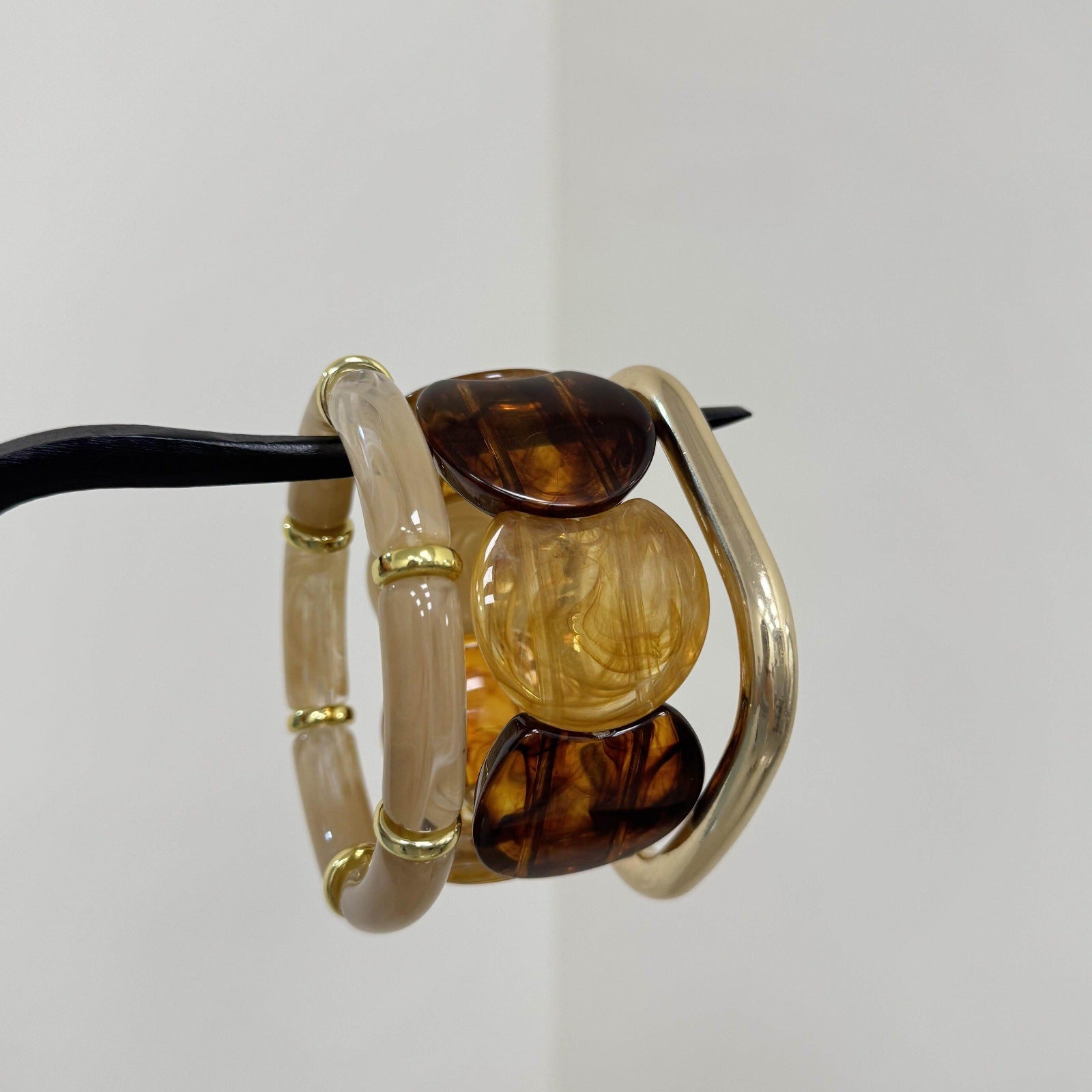 Vinatge Amber Beaded Stackable Bangle Bracelet 6W6JBR601
