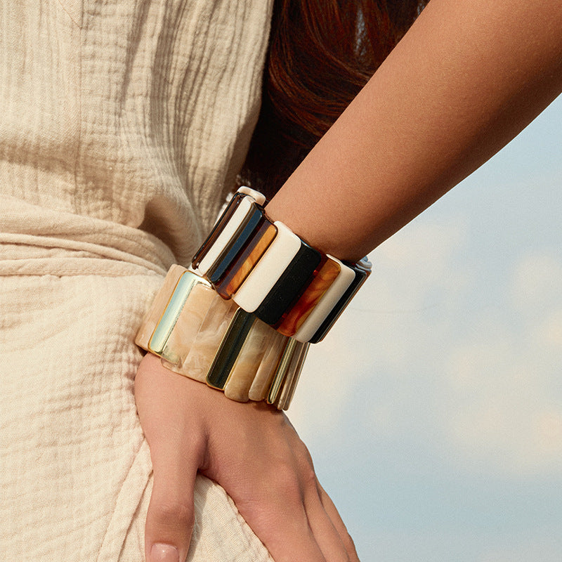 Gold Geometric Stretch Bracelet - DippedShop Wholesale - #1939