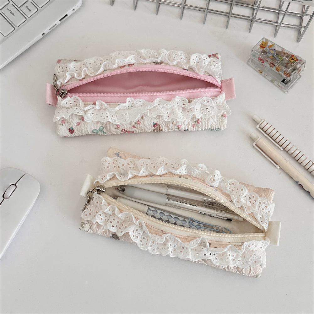 Lace Trim Cotton Quilted Pencil Pouch DP25E947