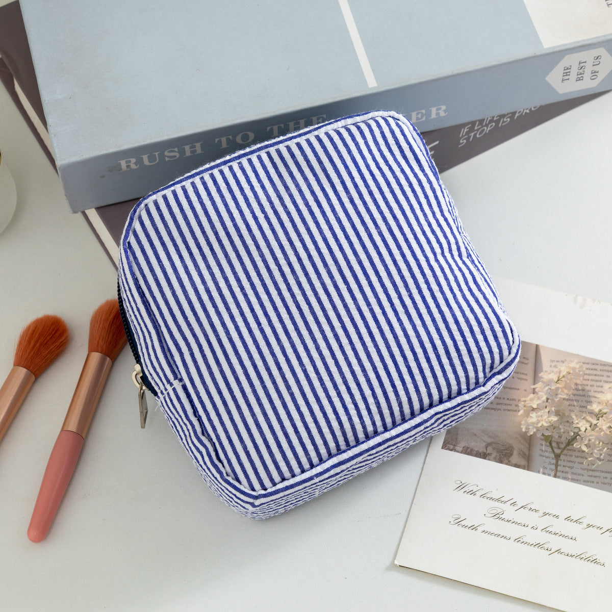 Striped Portable Storage Bag MK2BLW6C5CO77