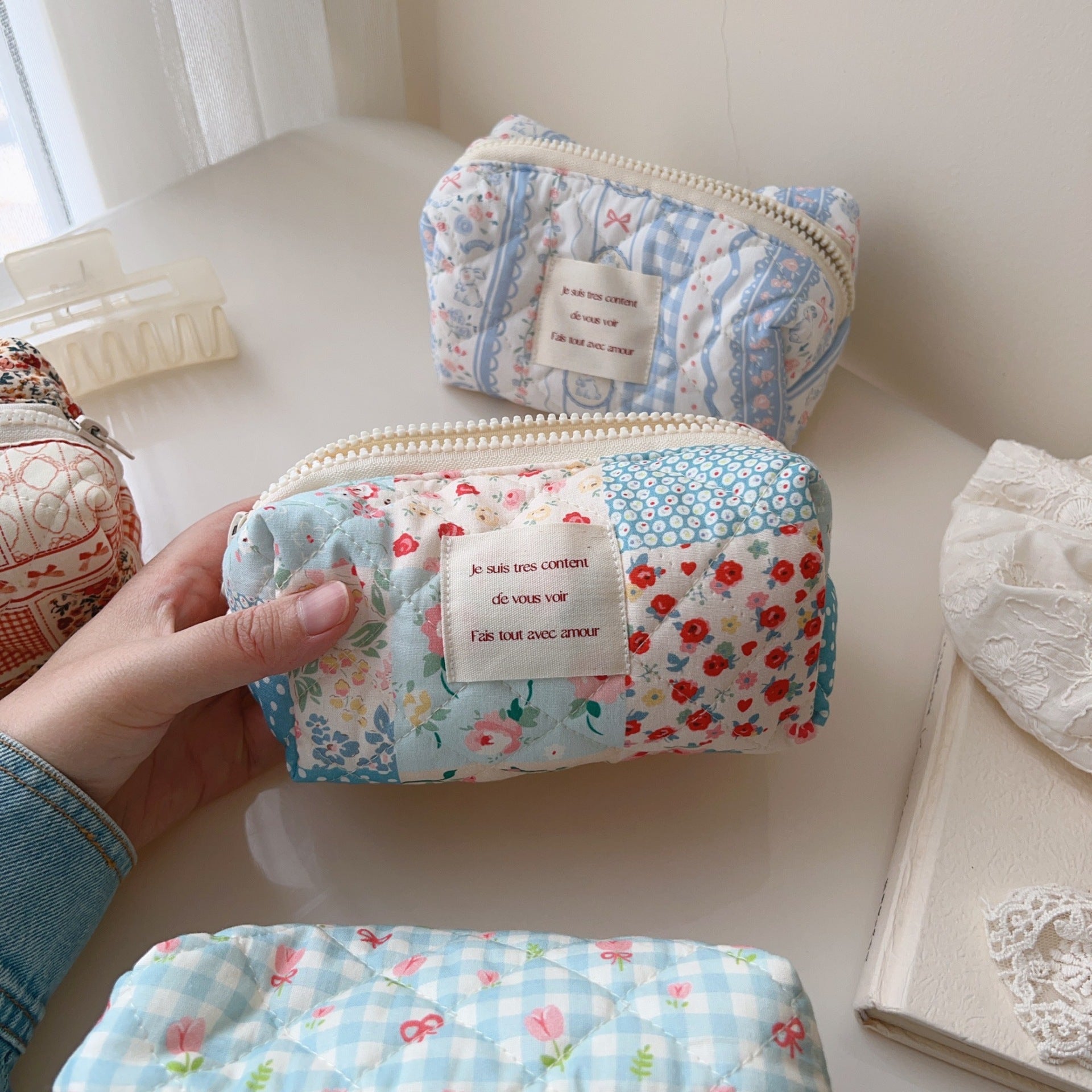 Quilted Cotton Toast-shaped Storage Bag MK2BLW6C5CO67
