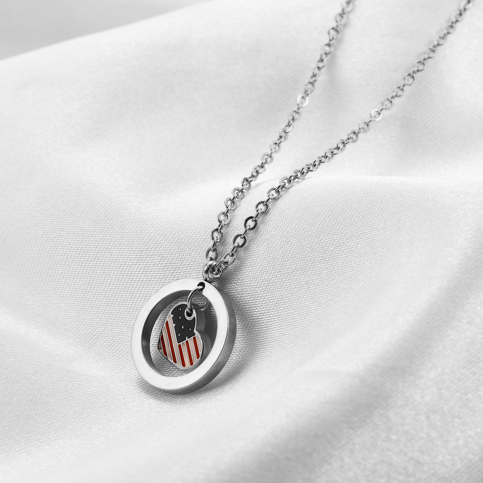 Elegant USA Flag Heart Pendant Chain Necklace 8ZA6JNC284T