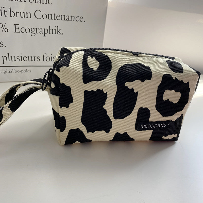 Aesthetic Checkered Large Capacity Stationery Pouch 6S10BOB1050