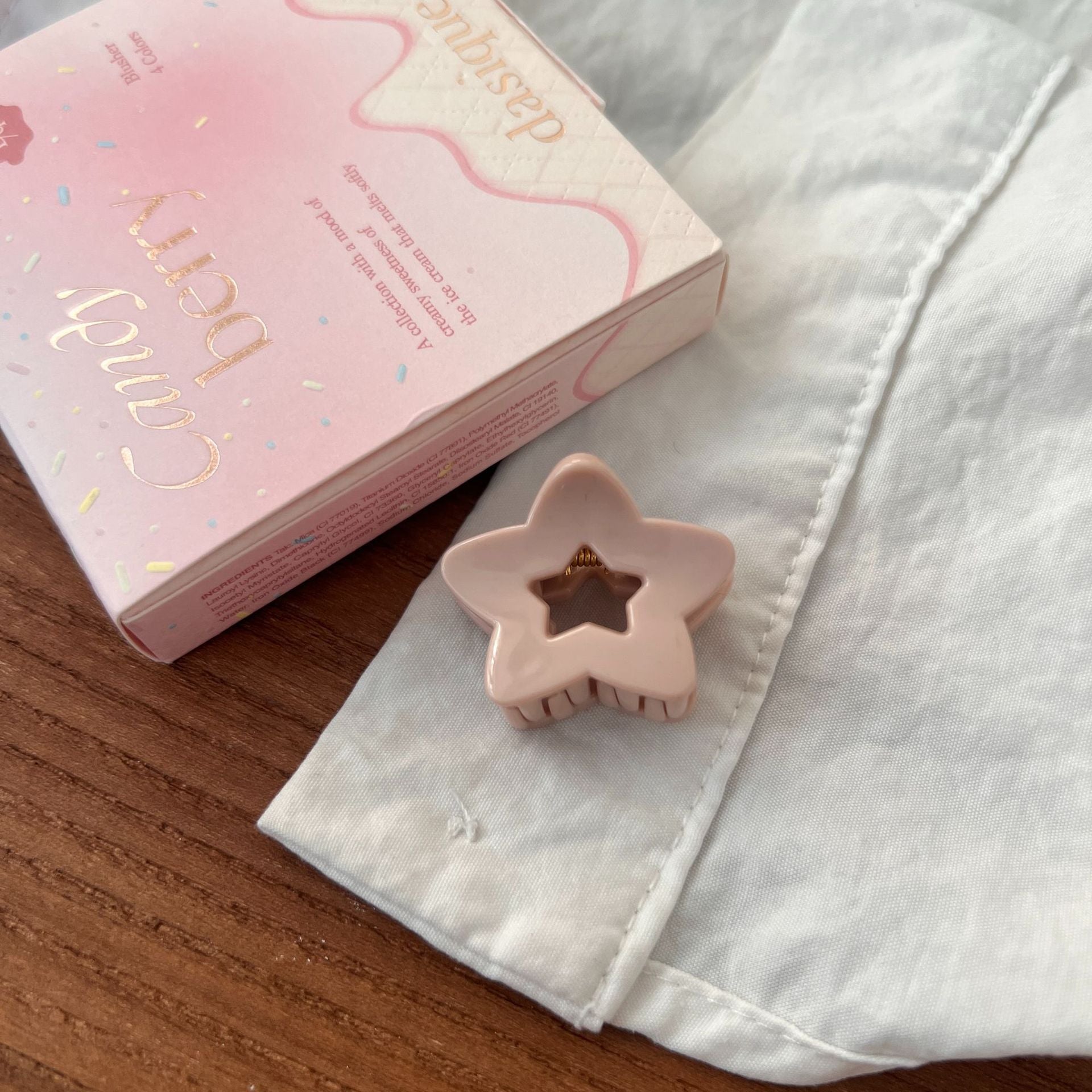 Minimalist Solid Color Hollow Star Hair Clip 8AS6HCP390L