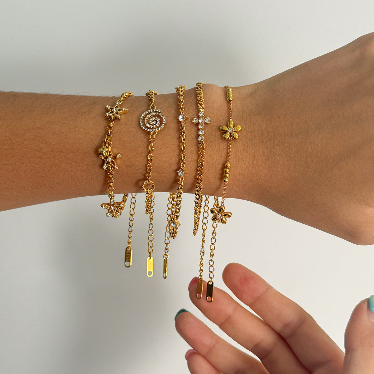 Minimalist Cubic Zirconia Gola Plated Chain Bracelet 6W6JBR464
