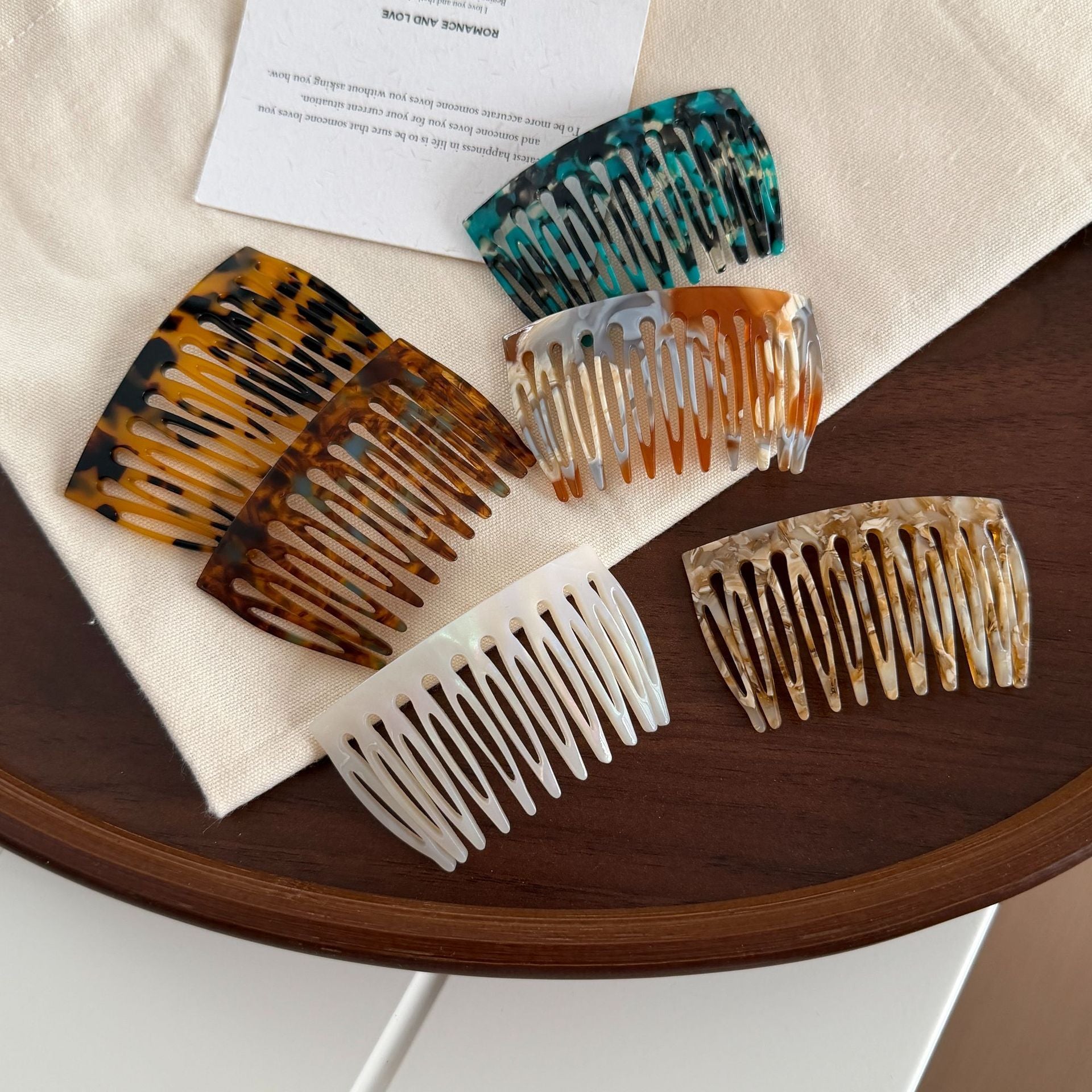 Tortoiseshell Pattern Wide Tooth Hair Comb  MK2PPEP6W6HPN15