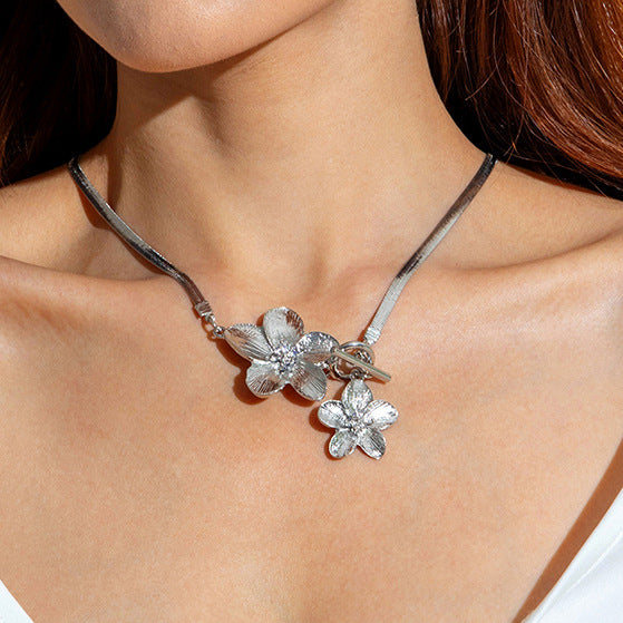 Trendy Exaggerated Blue Flower Chain Anklets 8ZA6JAB44L