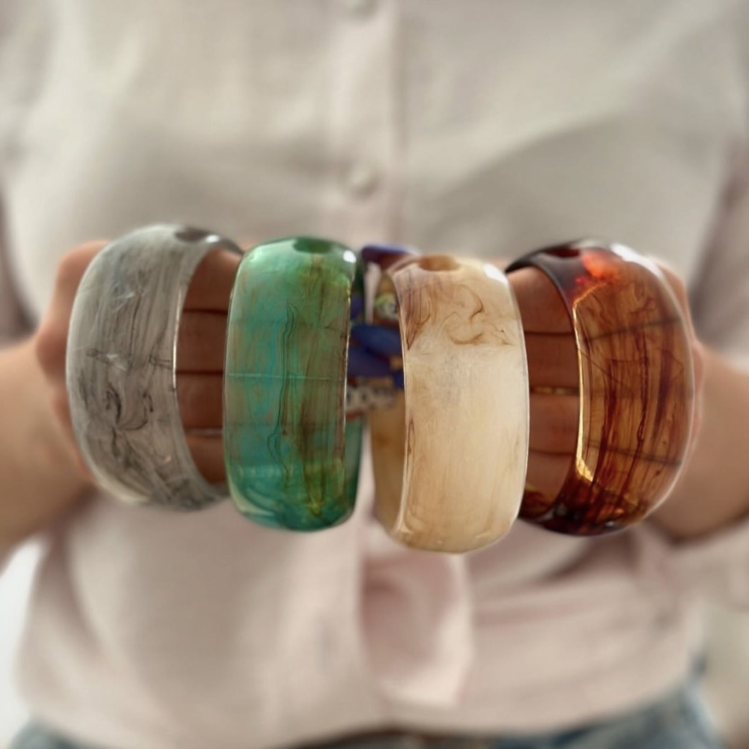 Round Wide Acrylic Layered Bracelets DP25B582