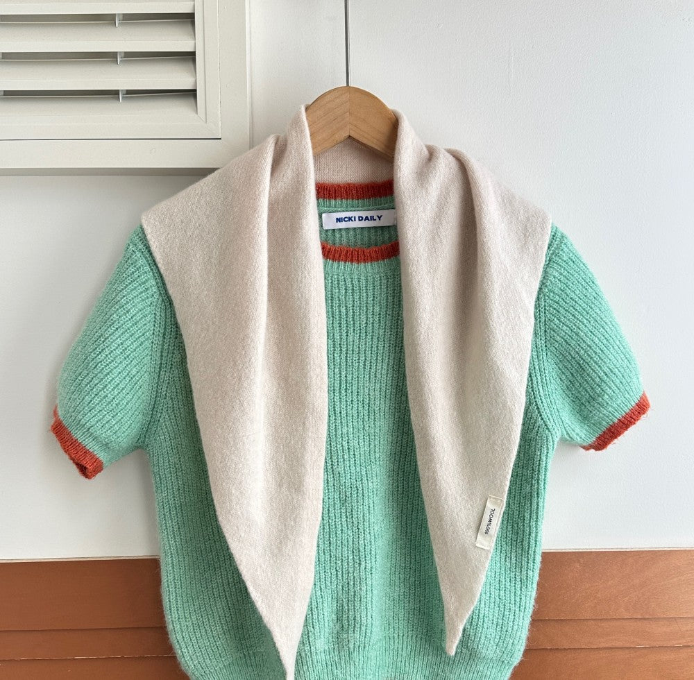 Simple Wool-Blend Solid Color Triangle Knit Scarf 6W6NSC85
