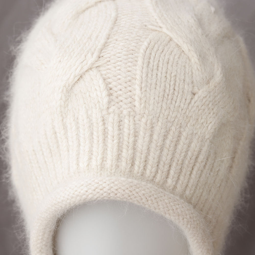 Solid Layered Cable Knit Earflap Bonnet 6W6HAT701