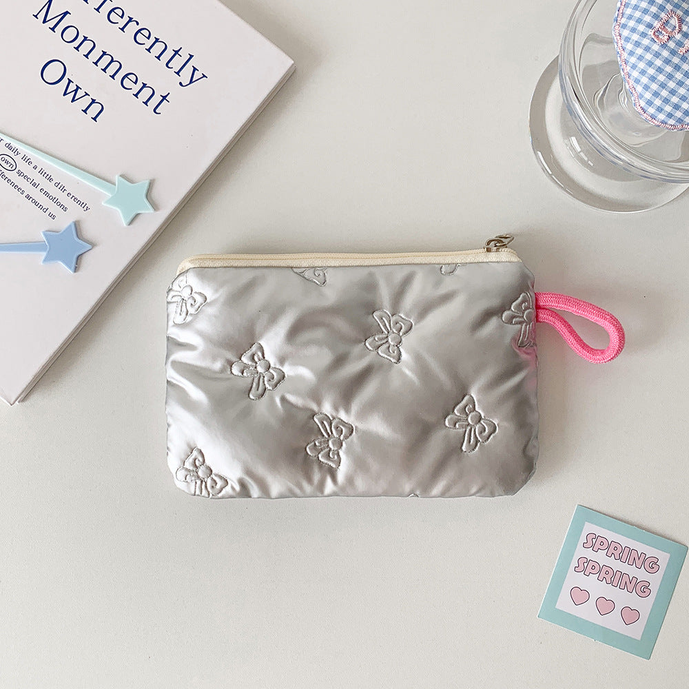 Stylish Bowknot Embossed Portable Makeup Bag MK2BW6S10BOB71