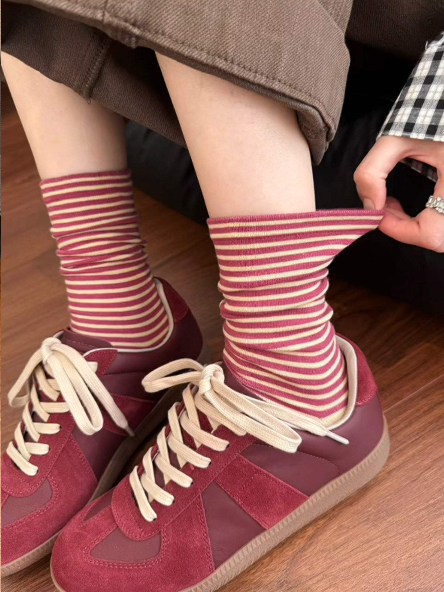 Color Contrast Striped Soft Crew Socks 6W8FSO700