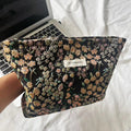 Retro Floral Embroidery Portable Makeup Bag MK2BW6W10BOB404