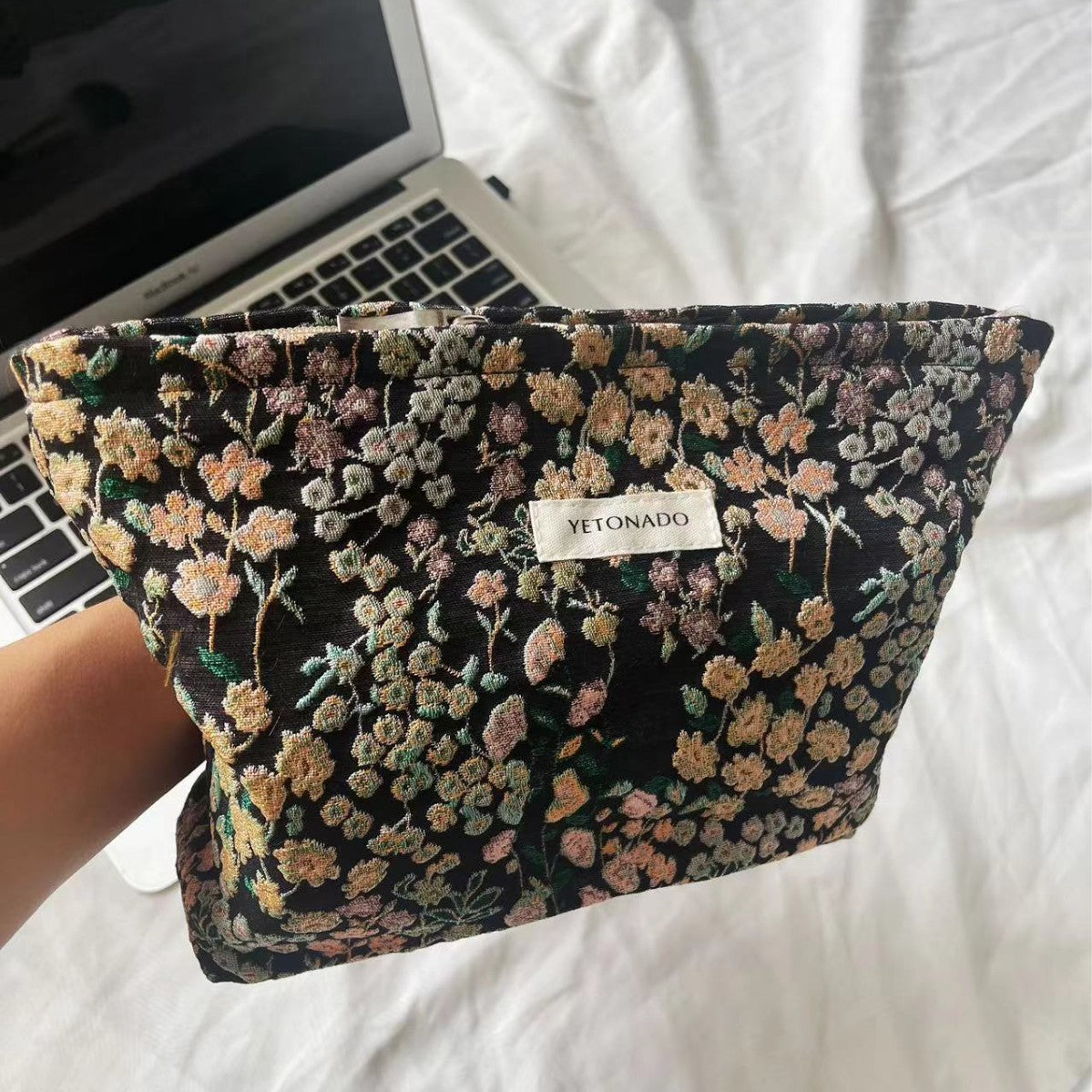 Retro Floral Embroidery Portable Makeup Bag MK2BW6W10BOB404