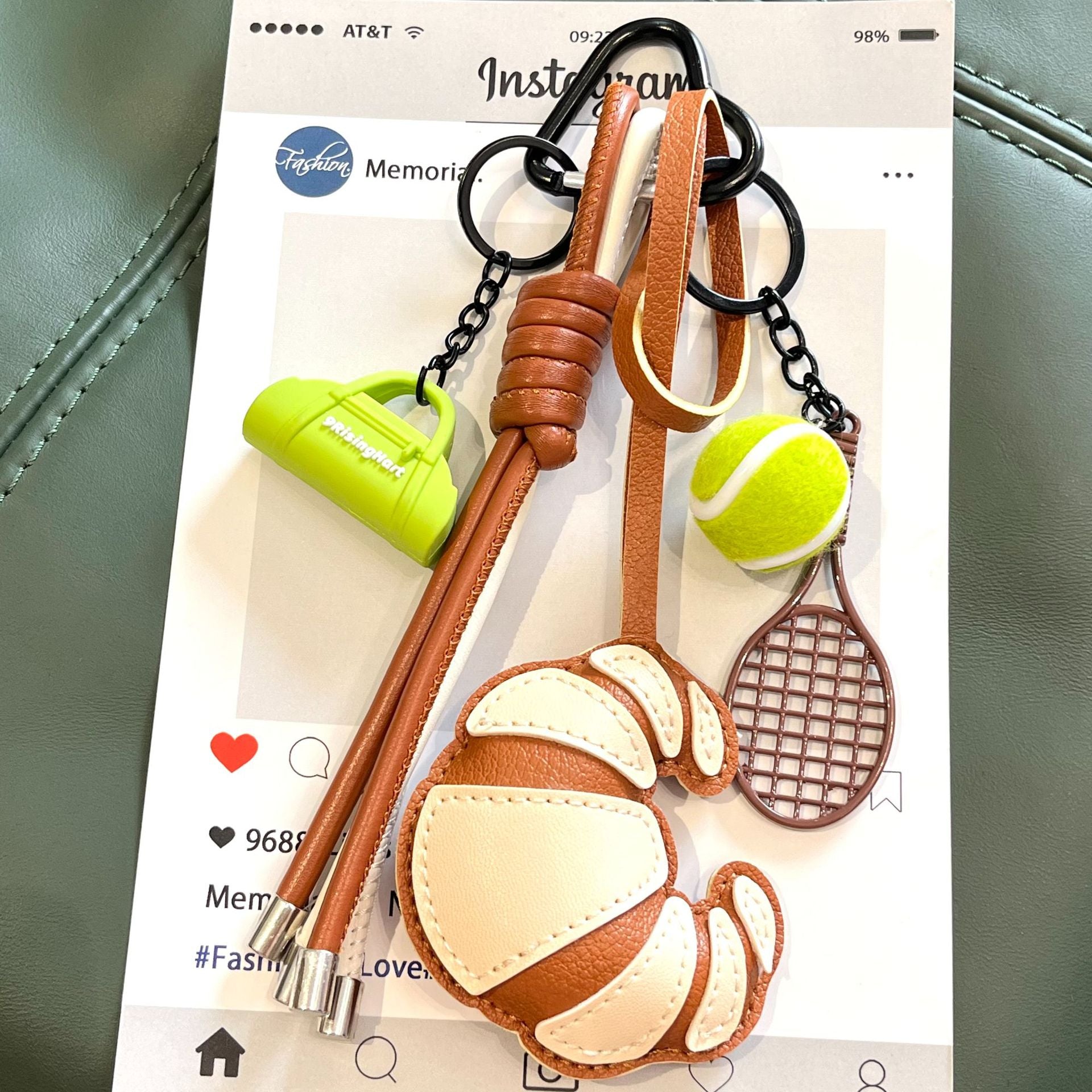 Chic Croissant Star Pendant Keychain Bag Charm 6W10BBC352