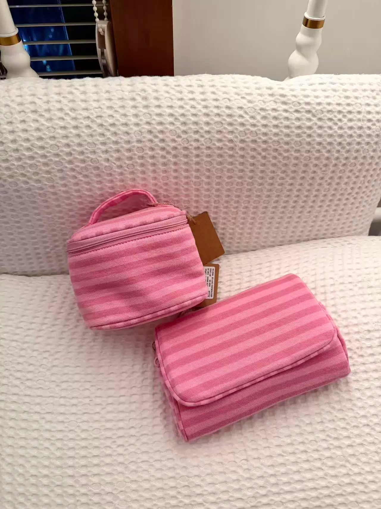 Cute Striped Print Large Capacity Makeup Bag MK2BW6S10BOB77