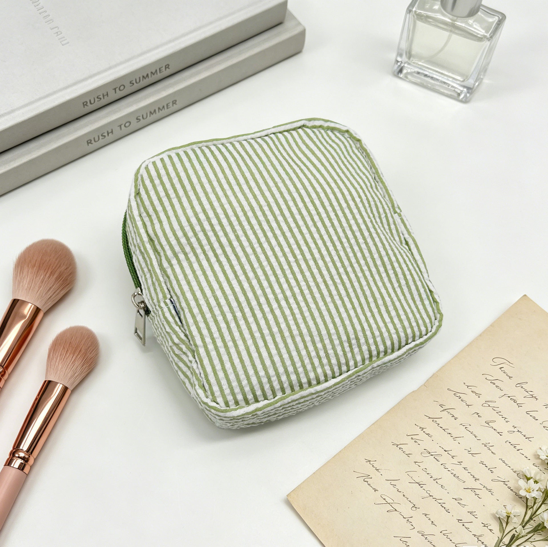 Striped Portable Storage Bag MK2BLW6C5CO77