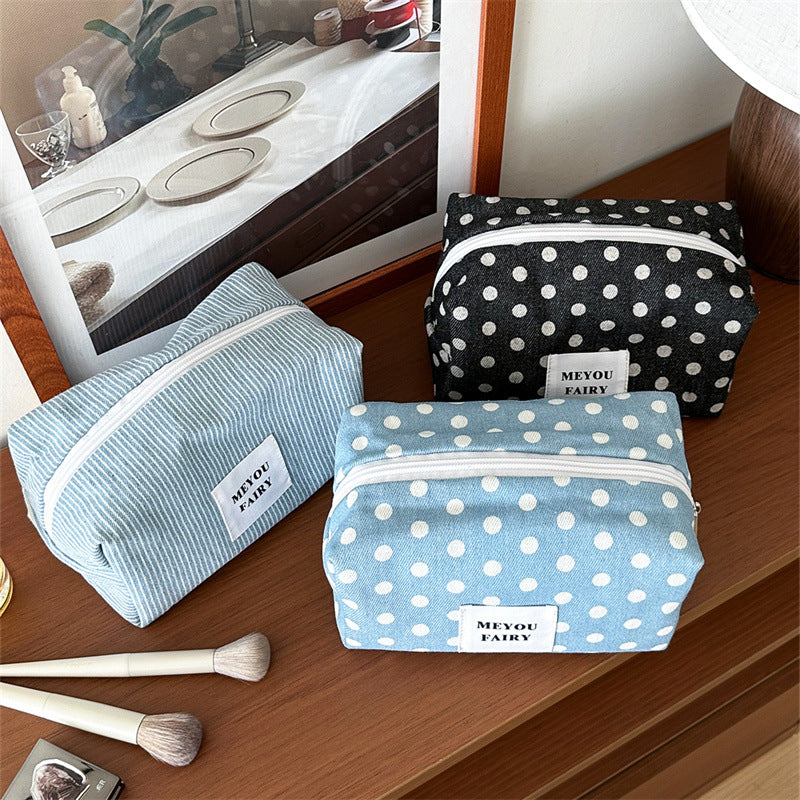 Stylish Polka Dots Print Portable Cosmetic Bag 6C5CO284