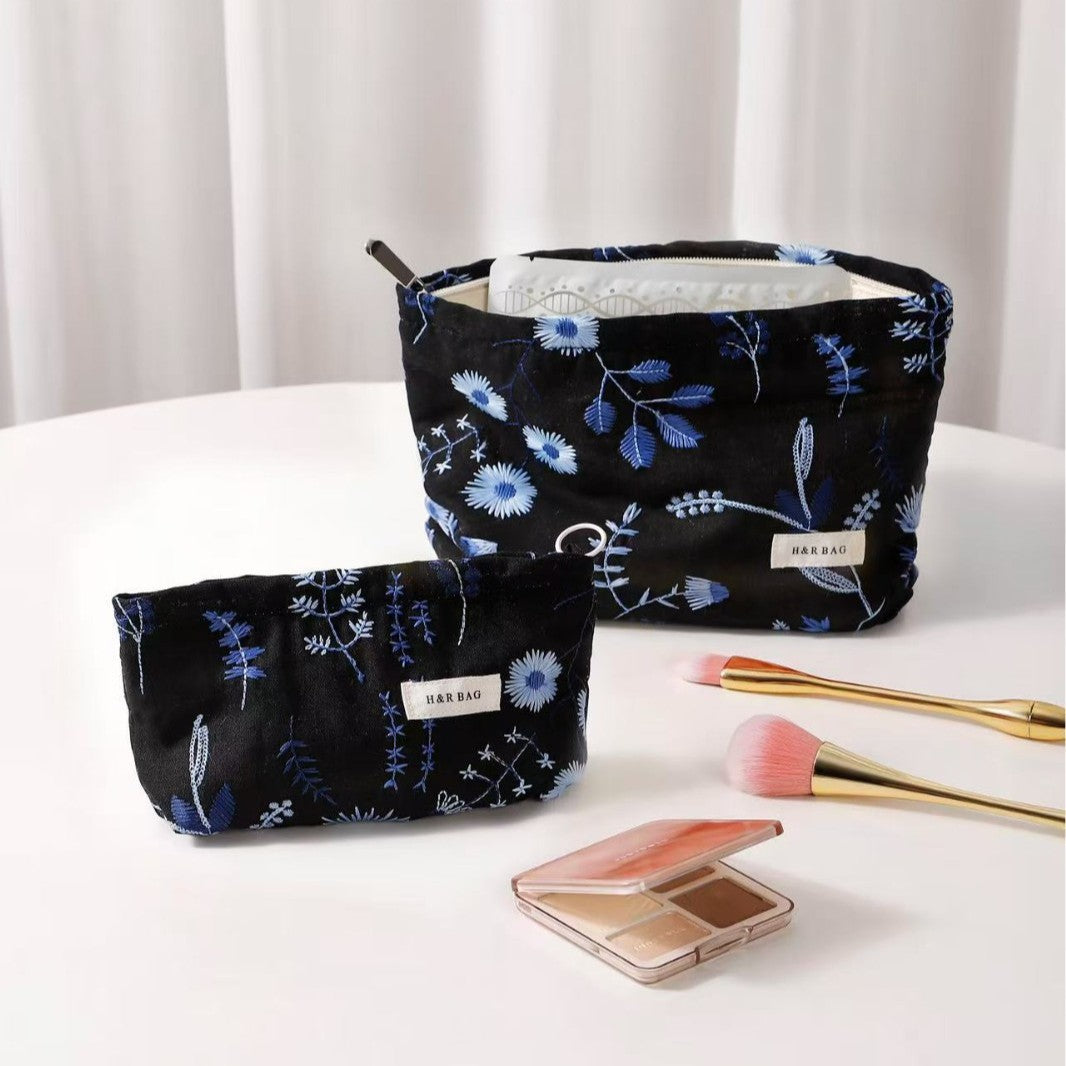 Cute Embroidered Floral Cosmetic Pouch DP25C591