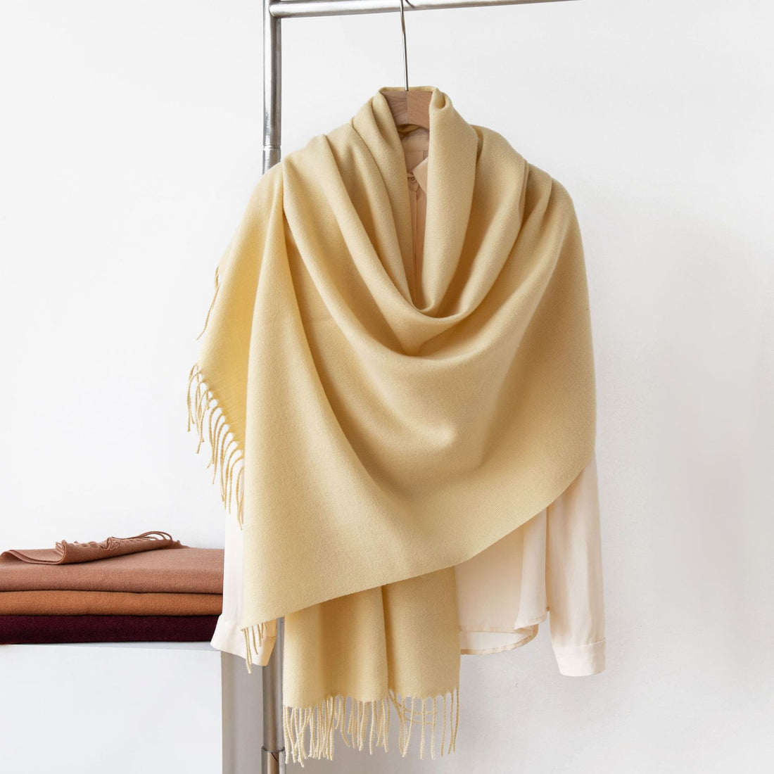 Simple Solid Color Fringed Winter Scarf DP25F601