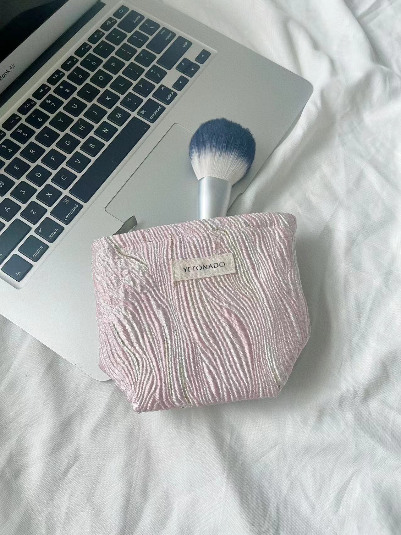 Minimalist Color Block Embossed Travel Makeup Bag MK2BW6W10BOB391