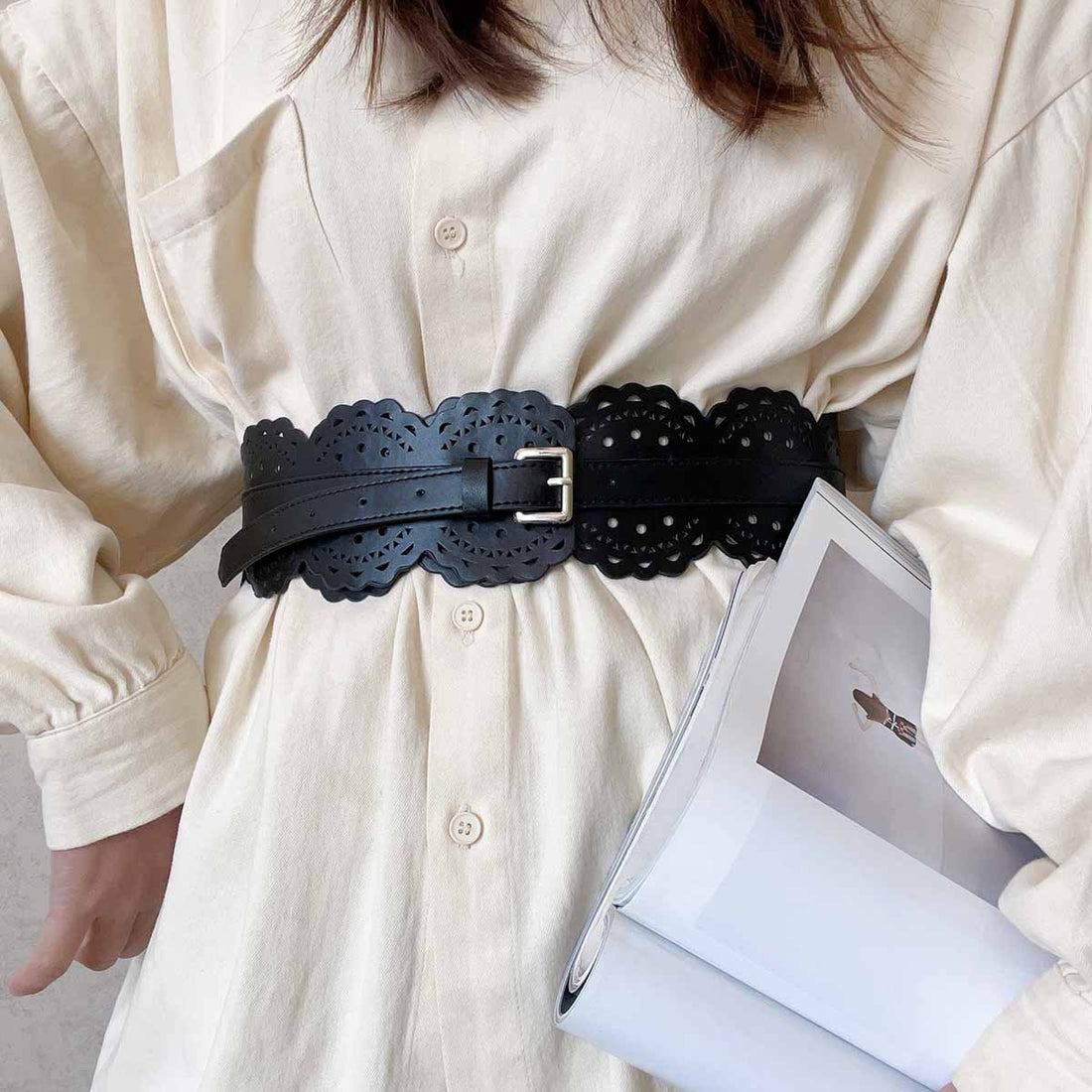 Simple Hollow Flower Wide Leather Belt DP25G559