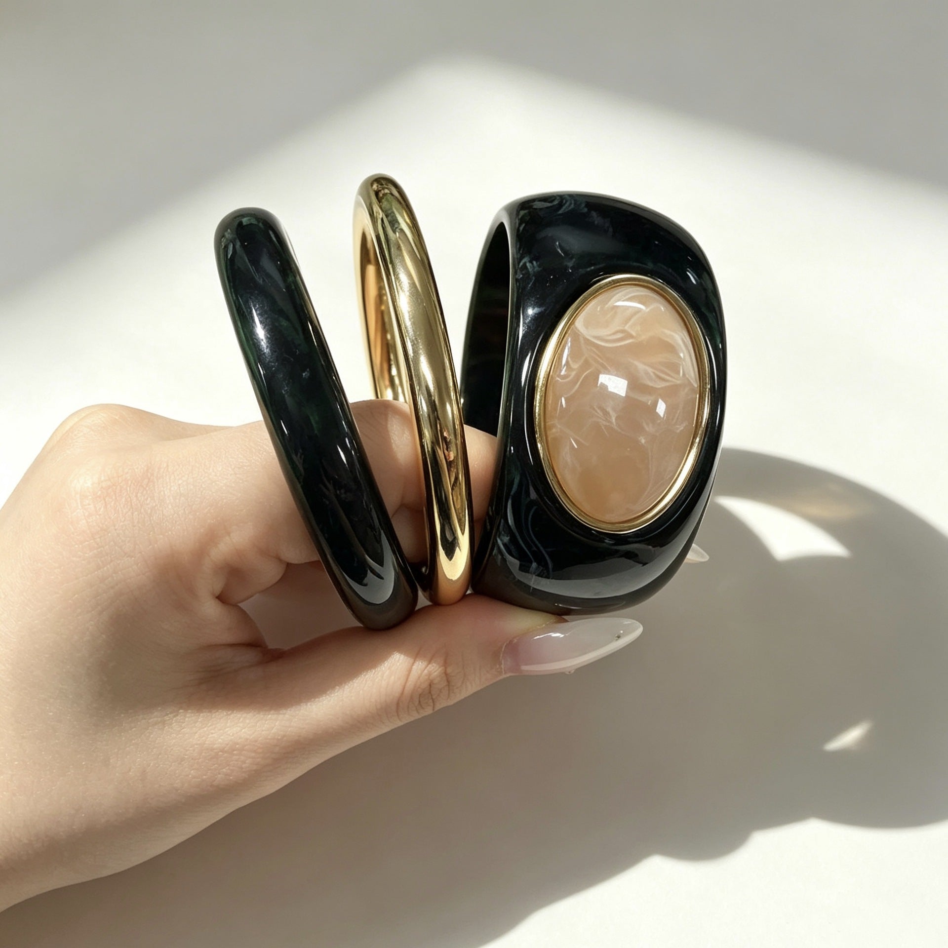 3-Piece Vintage Irregular Resin Bracelet Set 6W6JBR576