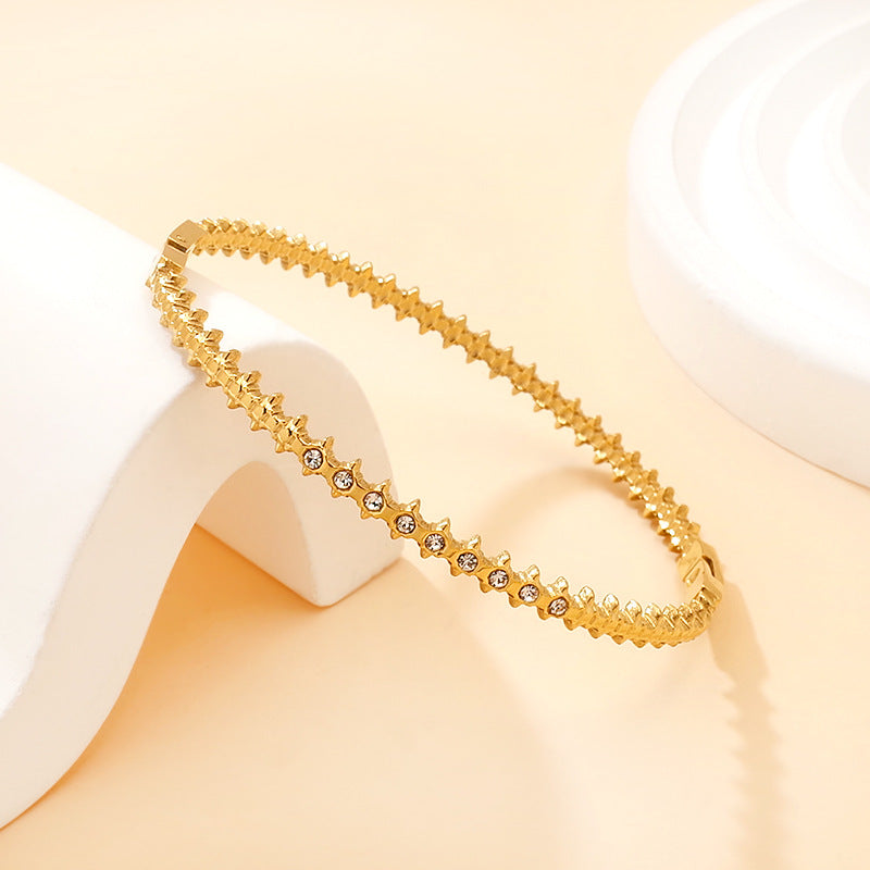 Elegant Gold Plated Spikelet Rhinestones Bracelets 6W6JBR486