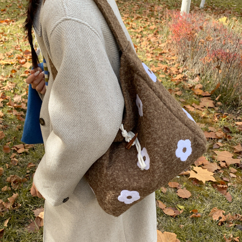 Sweet Floral Embroidery Plush Shoulder Tote Bag 6W10BBG2491