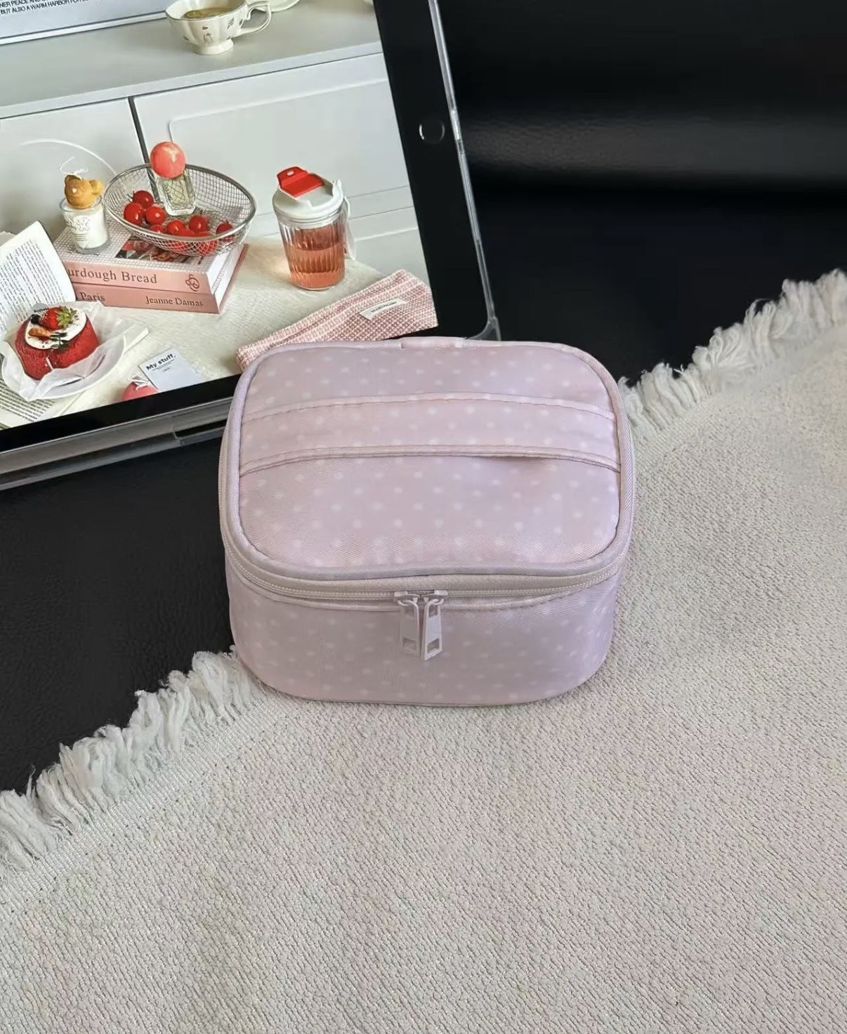 Cute Polka Dots Portable Makeup Bag MK2BW6S10BOB78