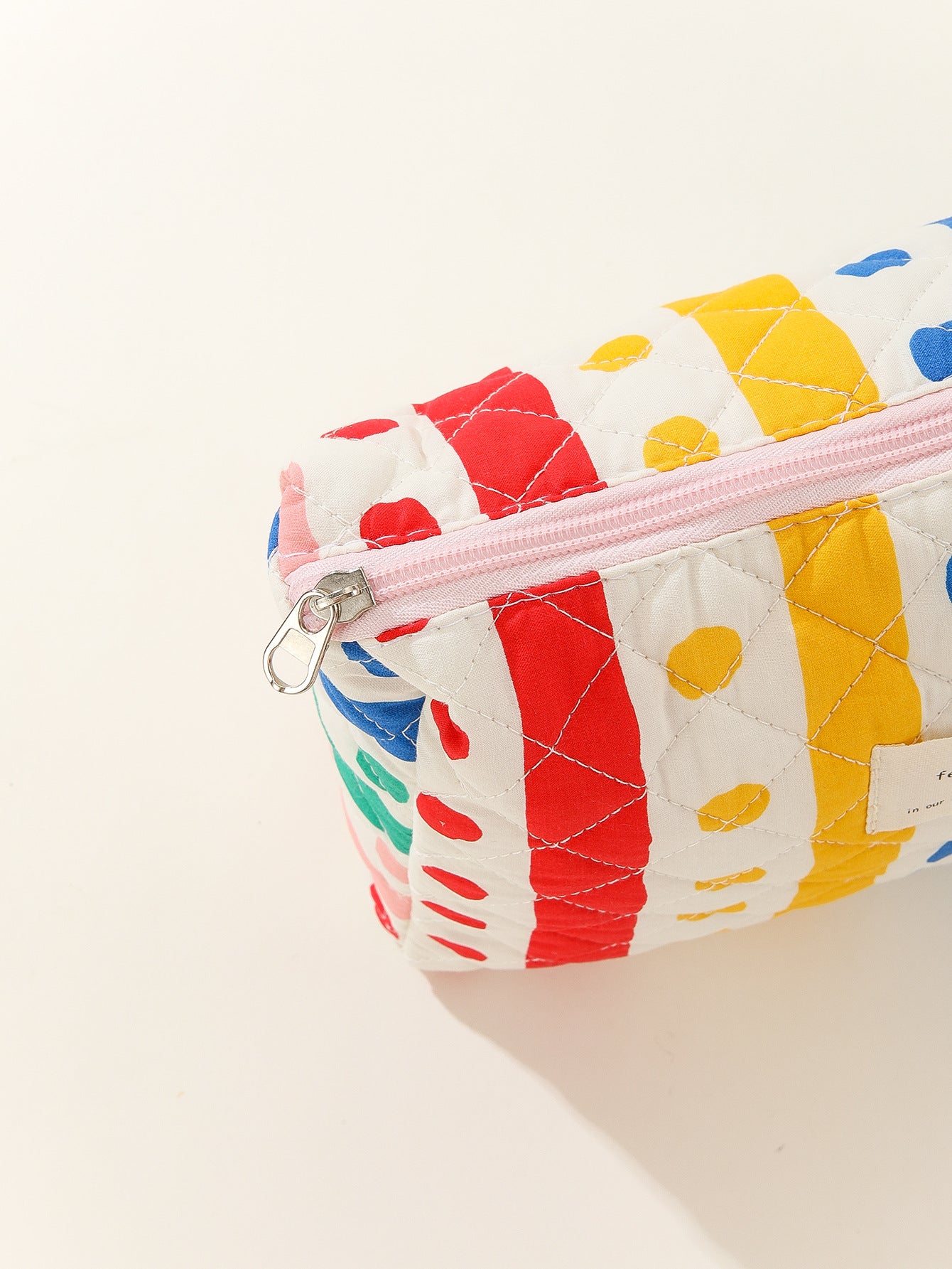 Heart Print Cosmetic Bag - DippedShop Wholesale - #4675