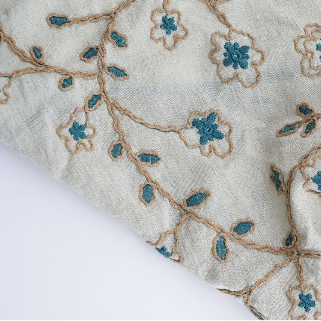 Bohemian Floral Embroidered Triangle Scarf MK2BK6W6HHS24