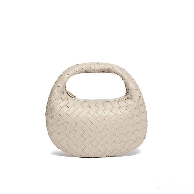 Trendy Hand-Woven Crescent Underarm Handbag 6W10BBG1392