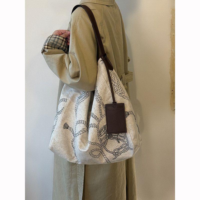 Vintage Floral Print Canvas Shoulder Bag 6W10BBG1988