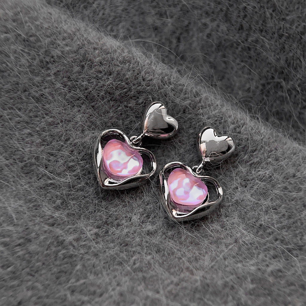 Sweet Iridescent Heart Stud Earrings DP25F802