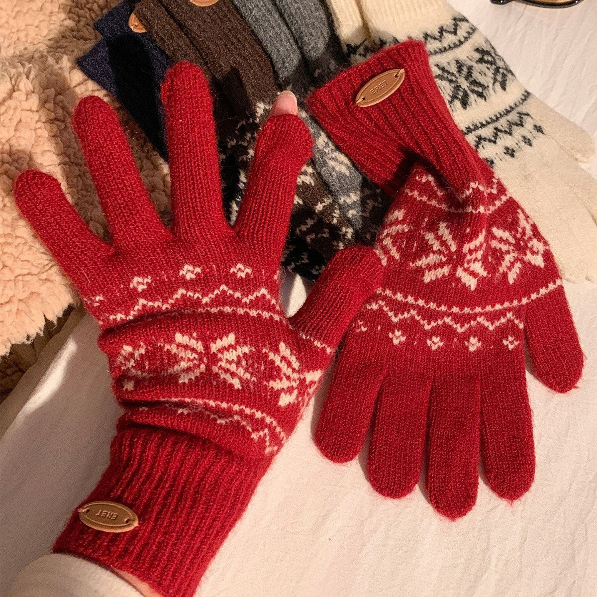 Fair Isle Touchscreen Knit Gloves - DippedShop Wholesale - #7299