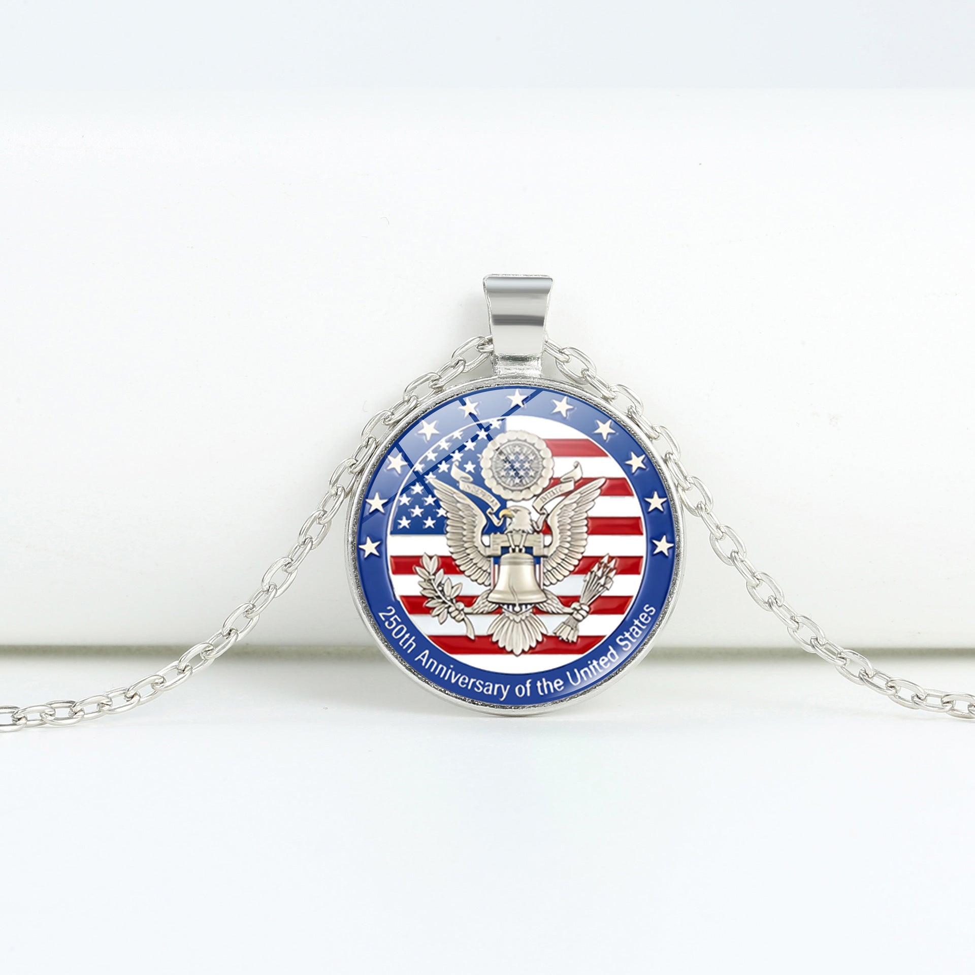 Retro USA Flag Pattern Round Pendant Chain Necklace 8ZA6JNC278T