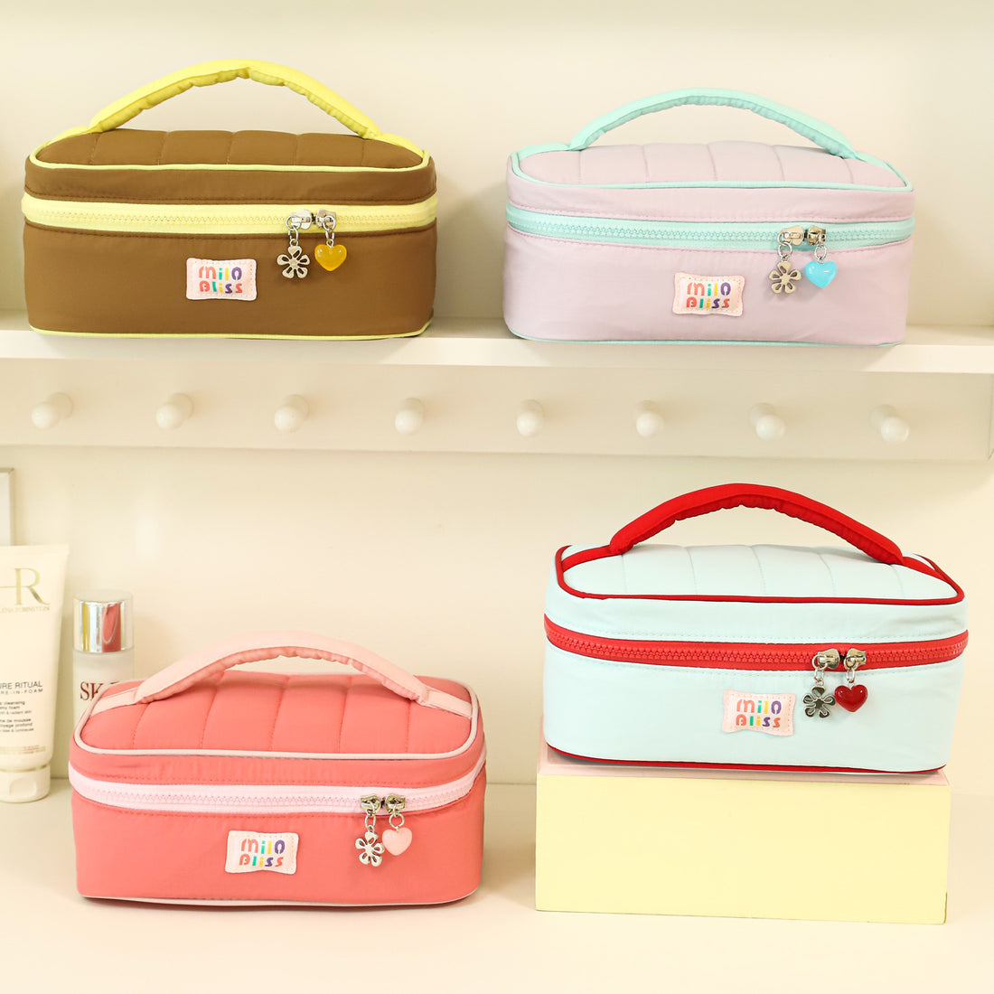 Simple Large Capacity Portable Makeup Bag DP25C563