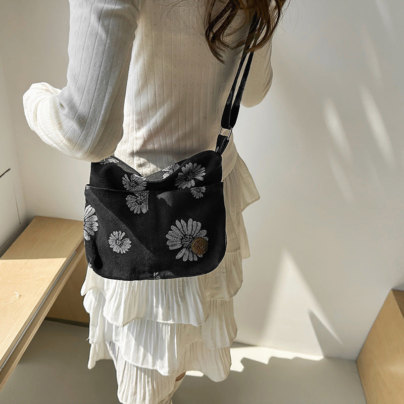 Vintage Daisy Print Denim Shoulder Crossbody Bag 6W10BBG2371