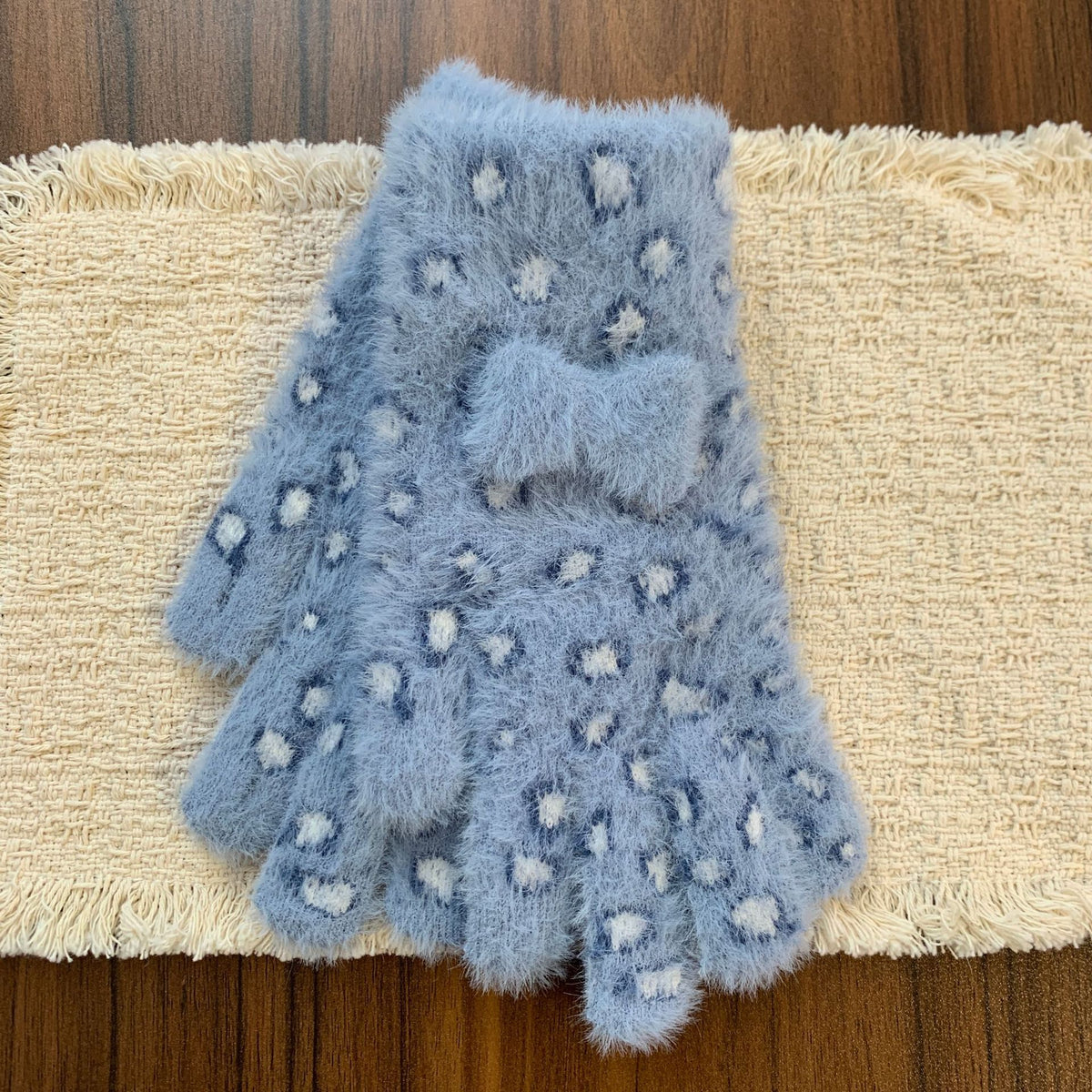 Plush Bowknot Warm Gloves - DippedShop Wholesale - #0259