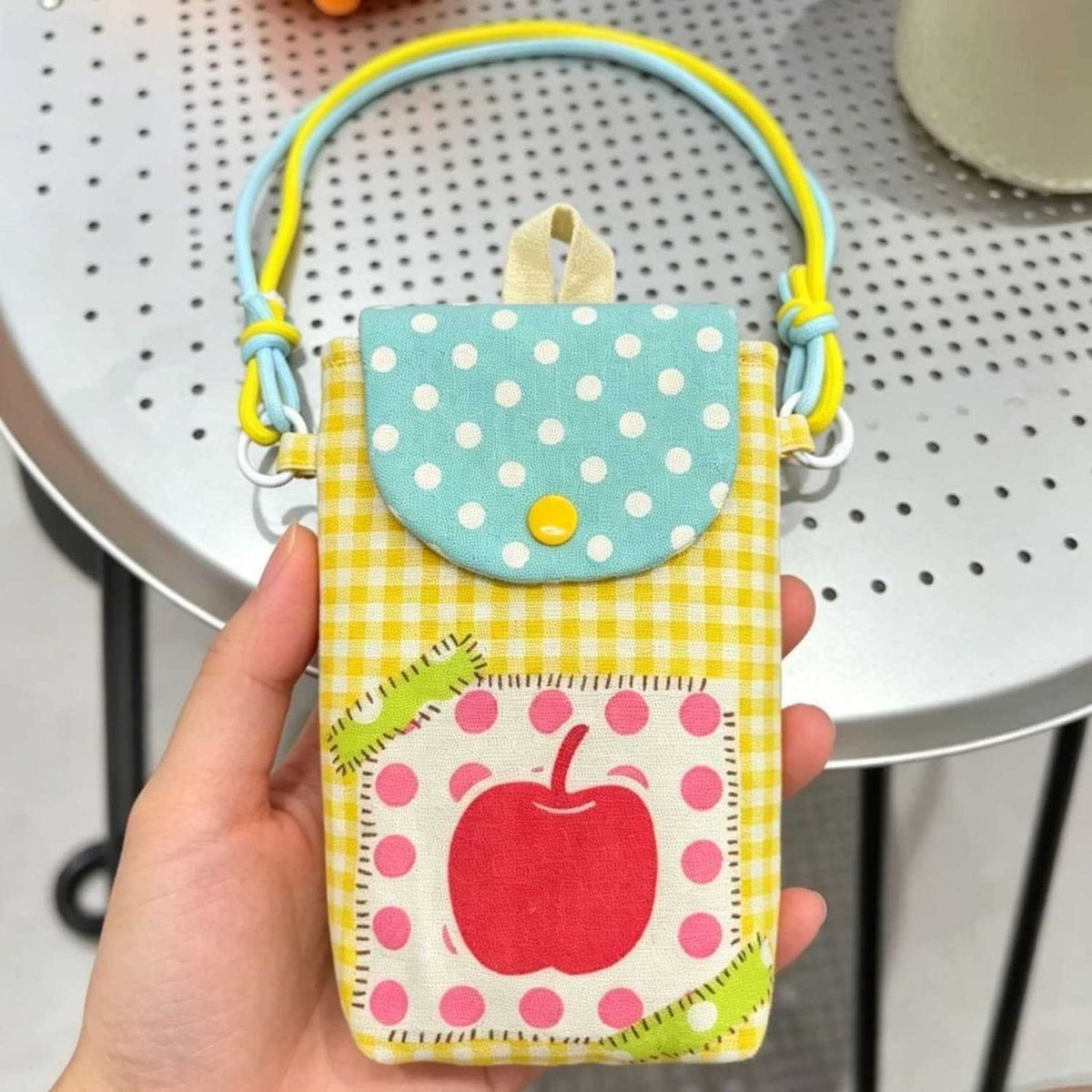 Cute Polka Dots Apple Print - DippedShop Wholesale - #3315