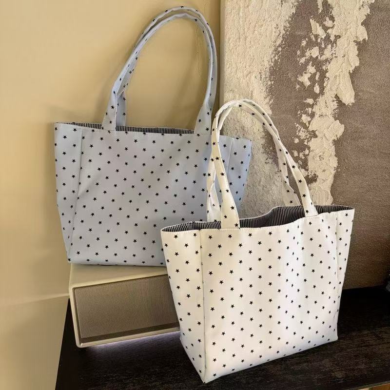 Stylish Star Print Large Capacity Tote Bags 6W10BBG1950