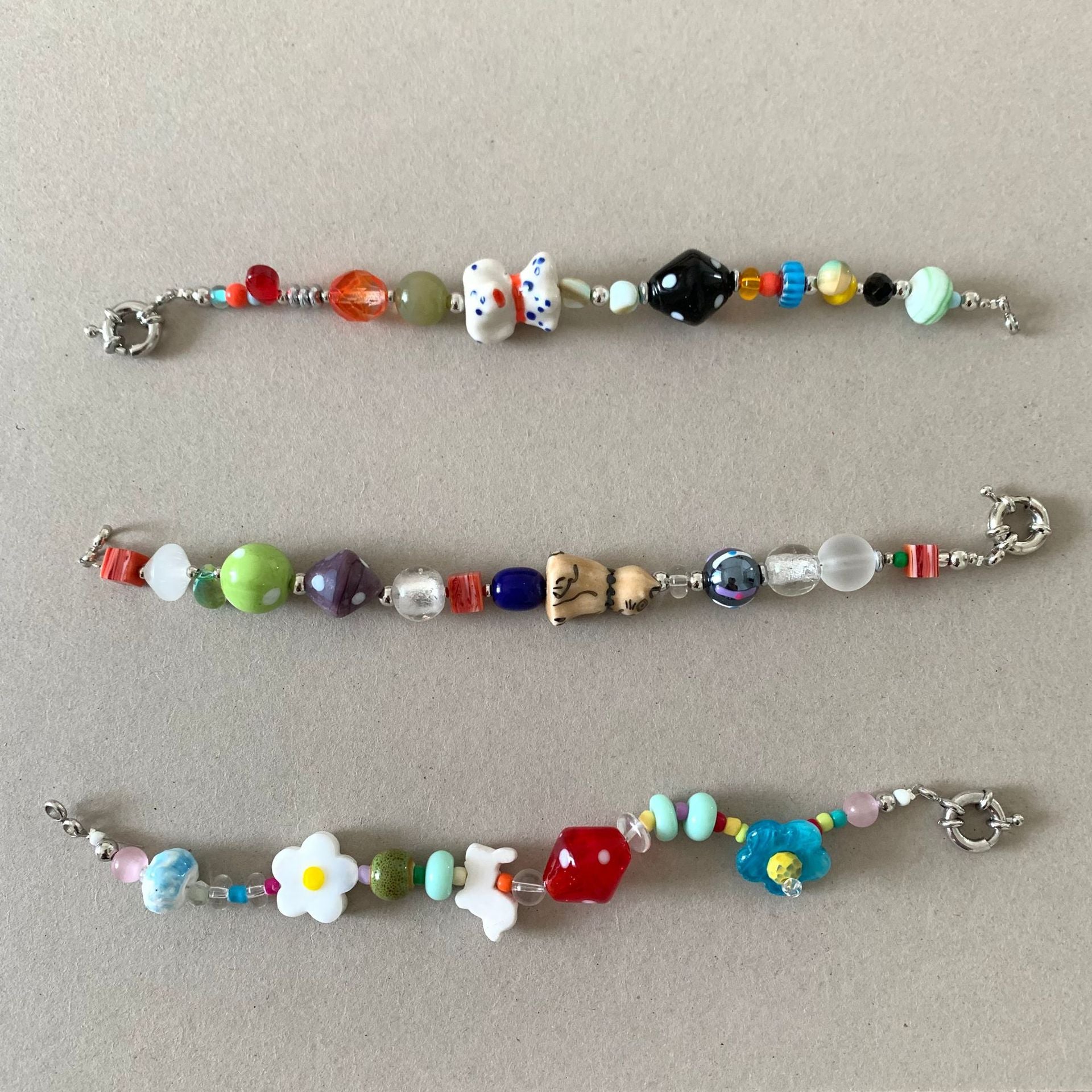 Fashion Color Contrast Bead Flower Charm Bracelet 6W6JBR378
